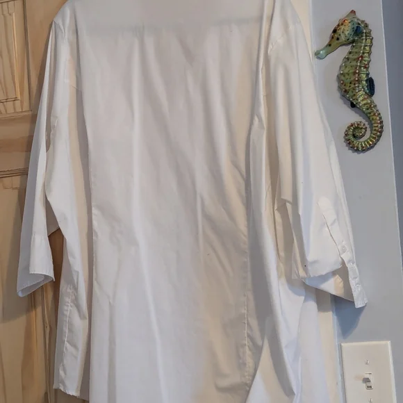 Lee White Button-Up Shirt - Picture 5 of 5